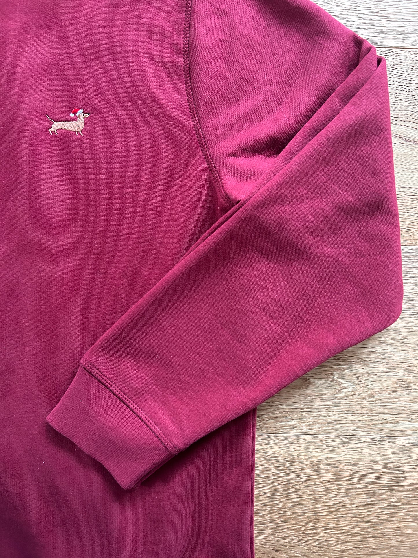 LAGER SALE I Sweatshirt mit Weihnachtsdackel-Stick