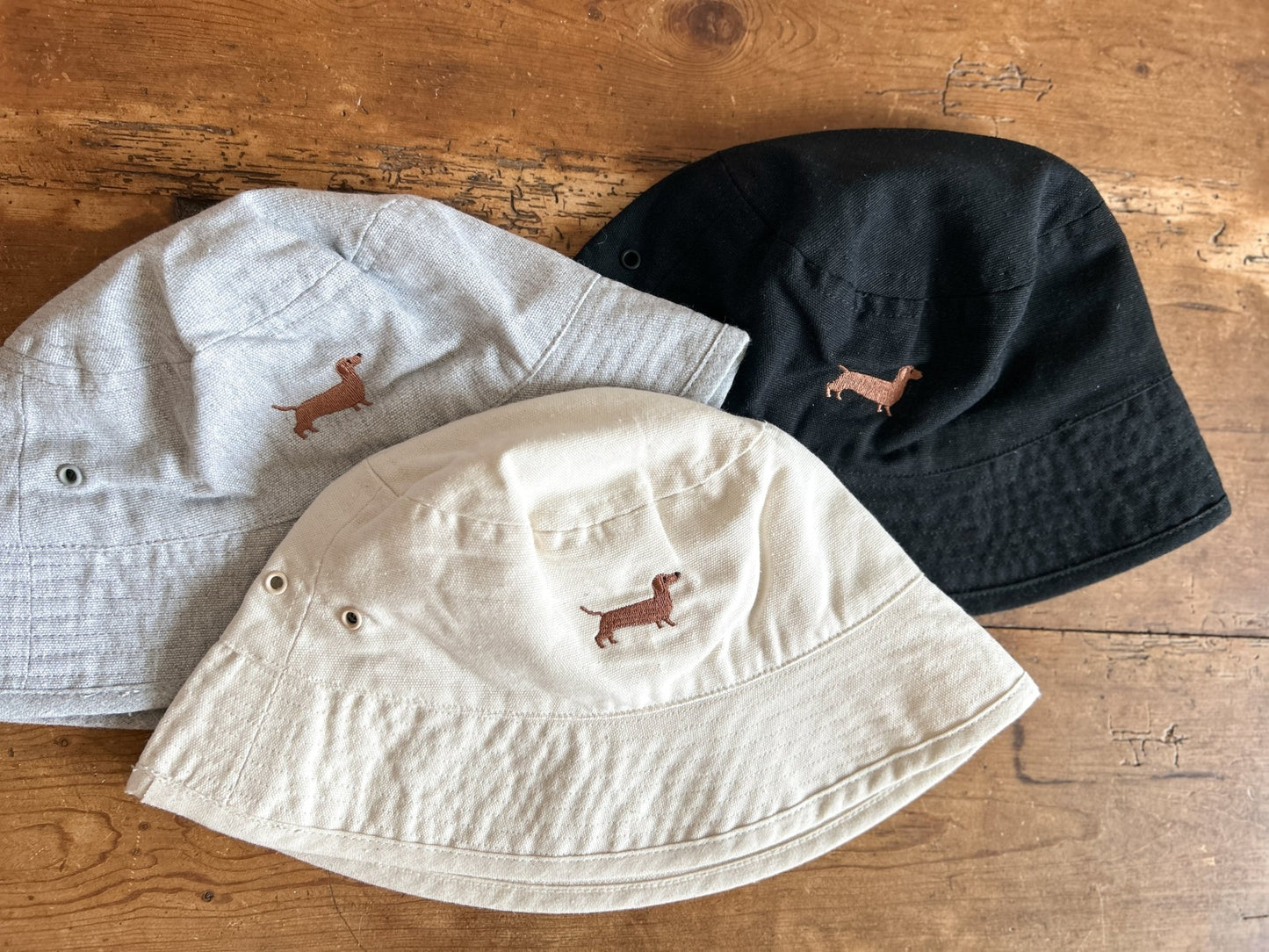 Anglerhut mit Dackel - Stick - tierly - Shirt
