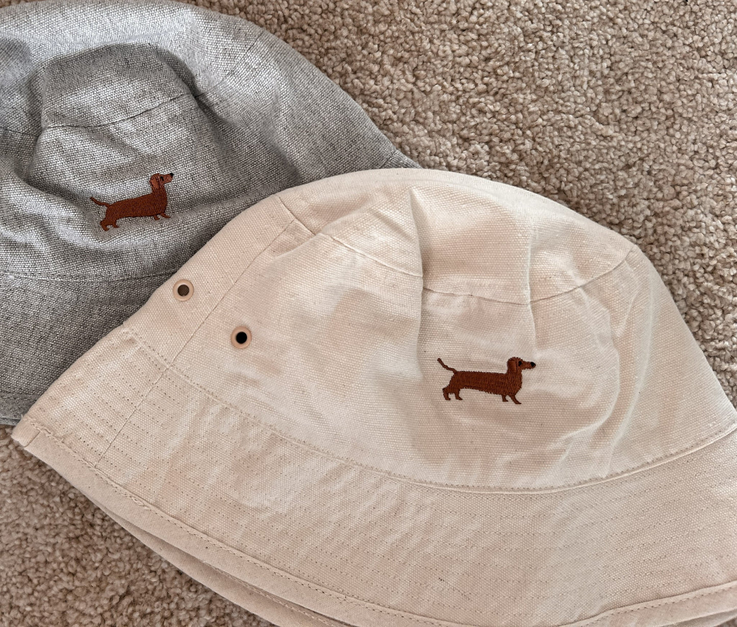 Anglerhut mit Dackel - Stick - tierly - Shirt