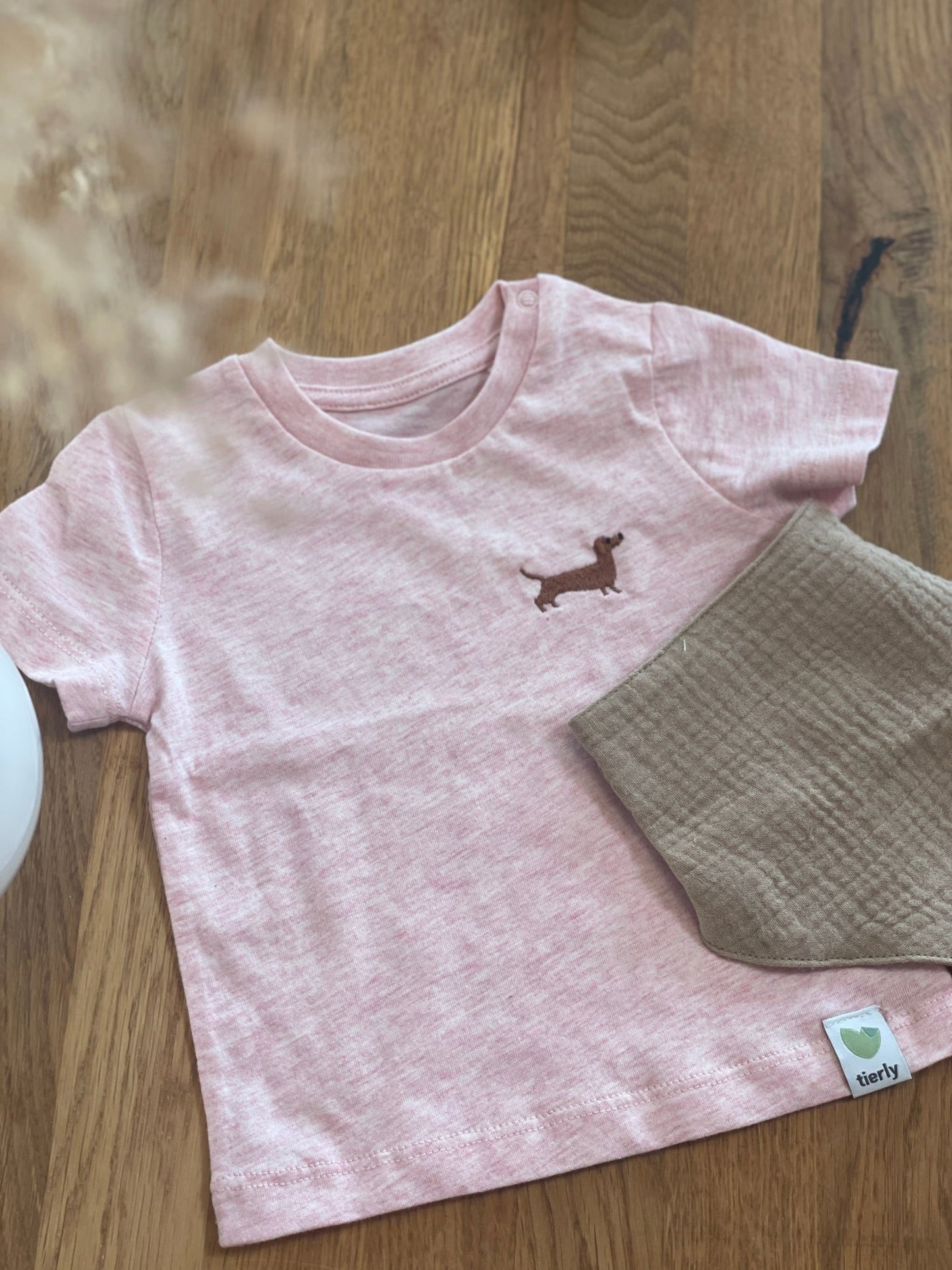 Baby T - Shirt mit Dackel - Stick - tierly - Shirt