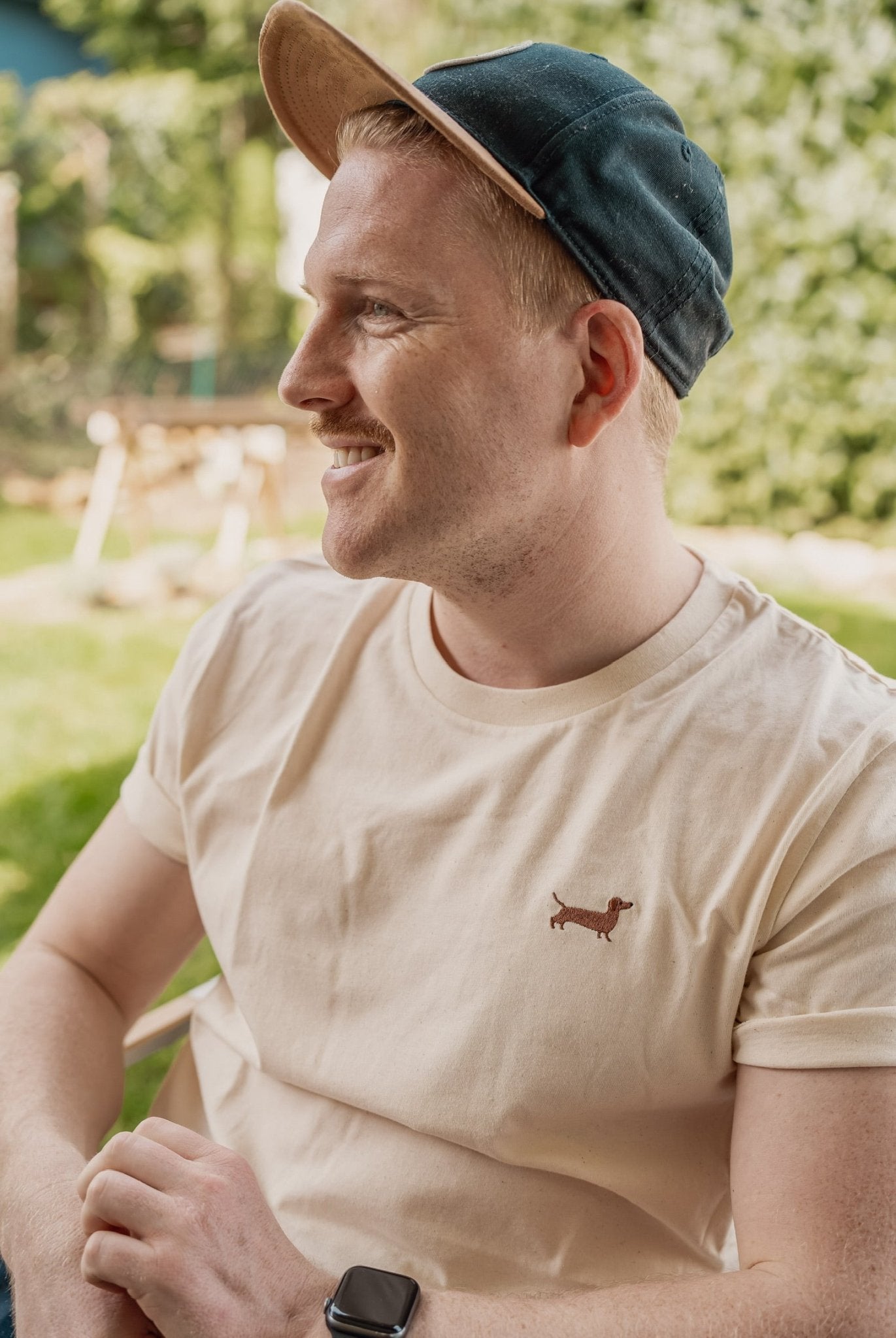T - Shirt mit Dackel - Stick - tierly - Shirt