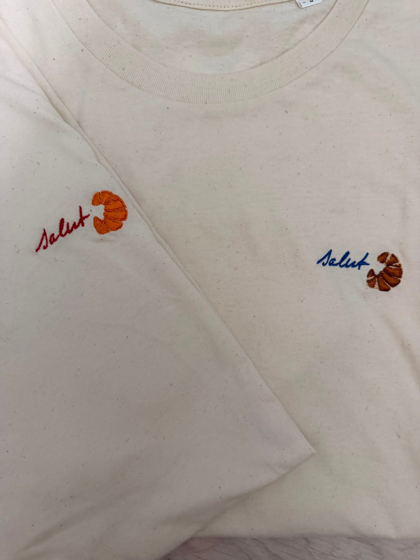 LAGER SALE I T-Shirt mit salut-Stick
